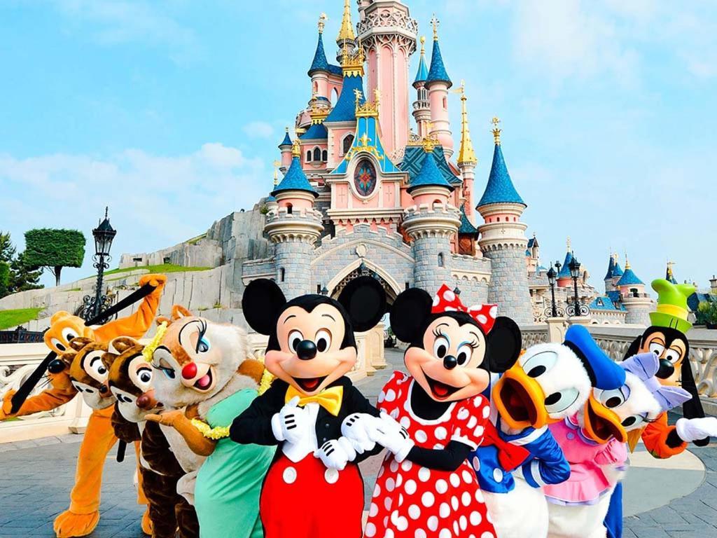 バイー・ロマンヴィリエSesame Duplex Disneyland Paris Netflix 6 Personnes Et 1 Bebe Avec Parkingアパートメント エクステリア 写真